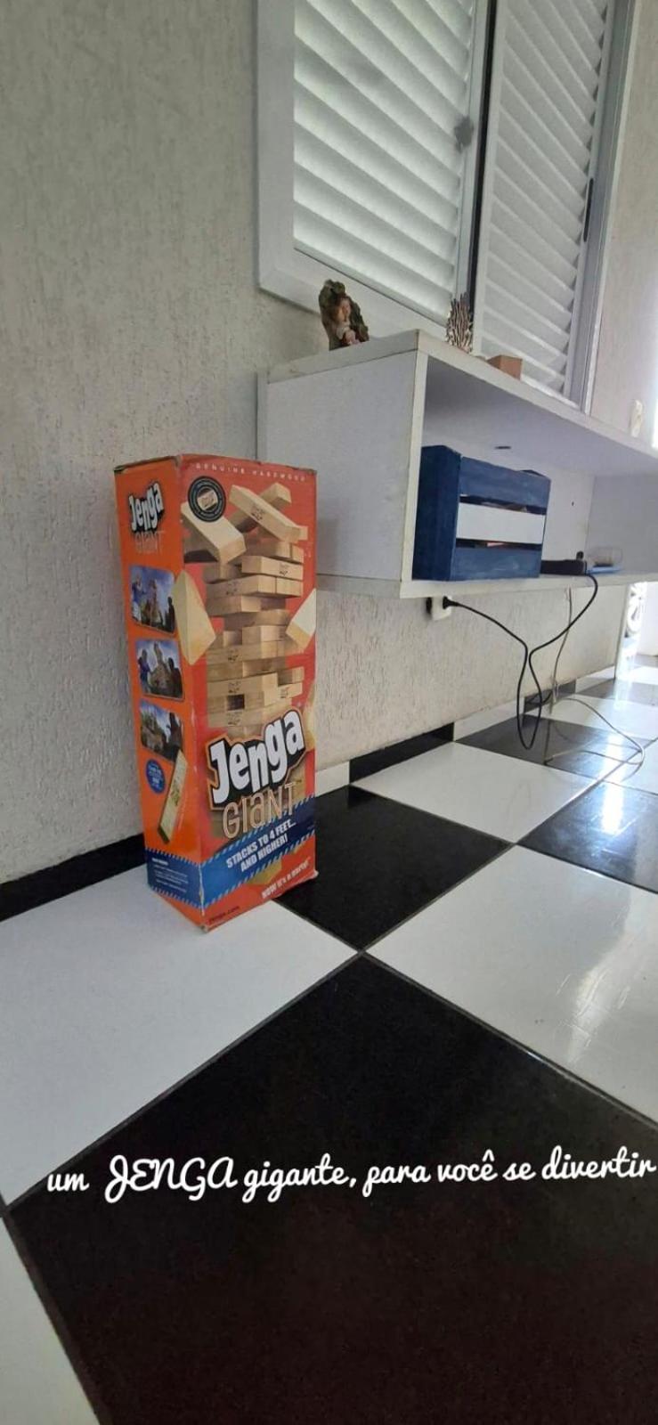 Casa 50 Metros Da *